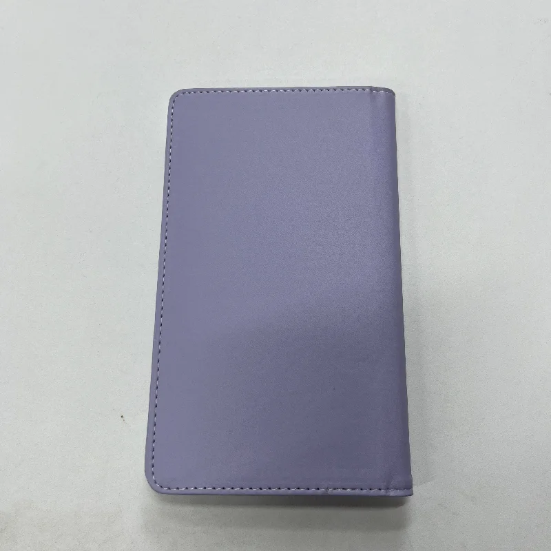 Wallet By Clothes Mentor  Size: Medium