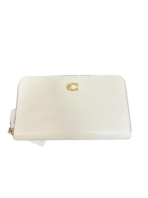 Wallet Designer By Coach, Size: Medium